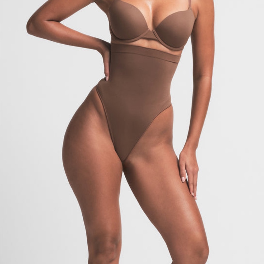 SKIMS High Waist Thong Shapewear